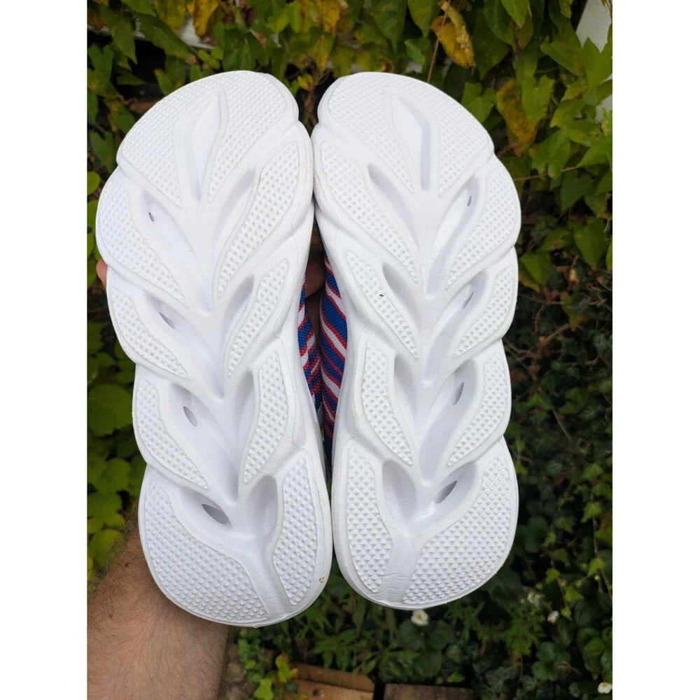Buffalo Bills Zubaz print Sneakers, Eu size 41, mens 8-8.5 womens 9.5-10